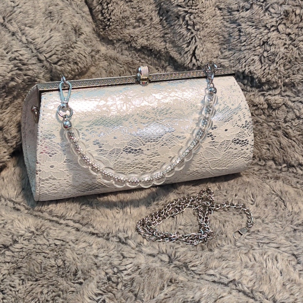 Nina Audra  Vintage Style White Lace Clutch​